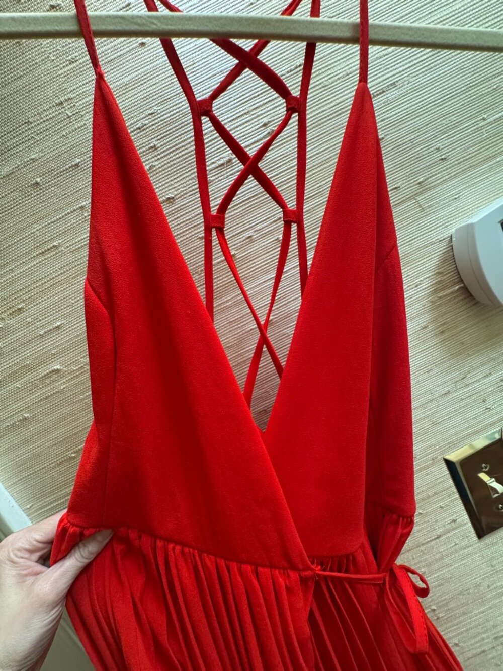 Soieblu Red Pleated Maxi Dress Criss Cross Open Back Tie Waist Size S - Picture 3 of 6